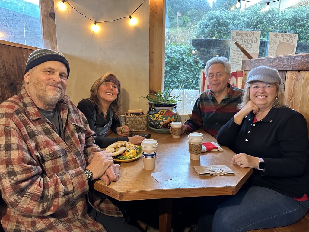 Christmas morning, Yachats, Oregon (Green Salmon)